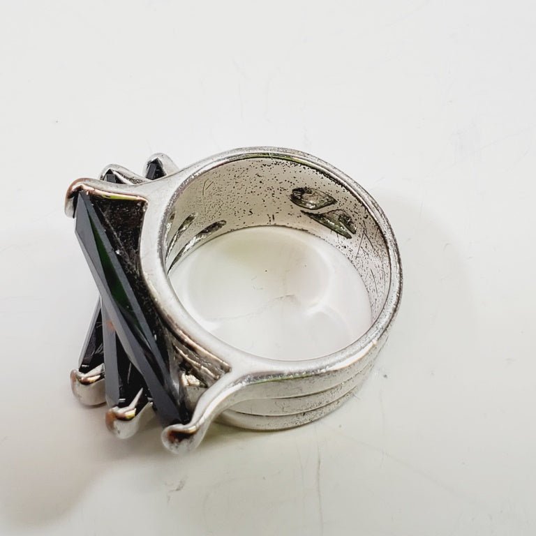 Vintage Signed Maher Crystal Ring Size 7 - Image 2