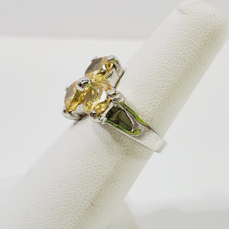 Crystal Ring Size 5.5 - Image 4