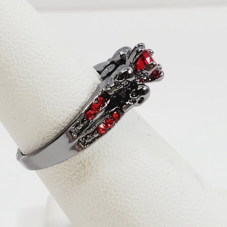 Red Crystal Ring Size 5.5 - Image 3