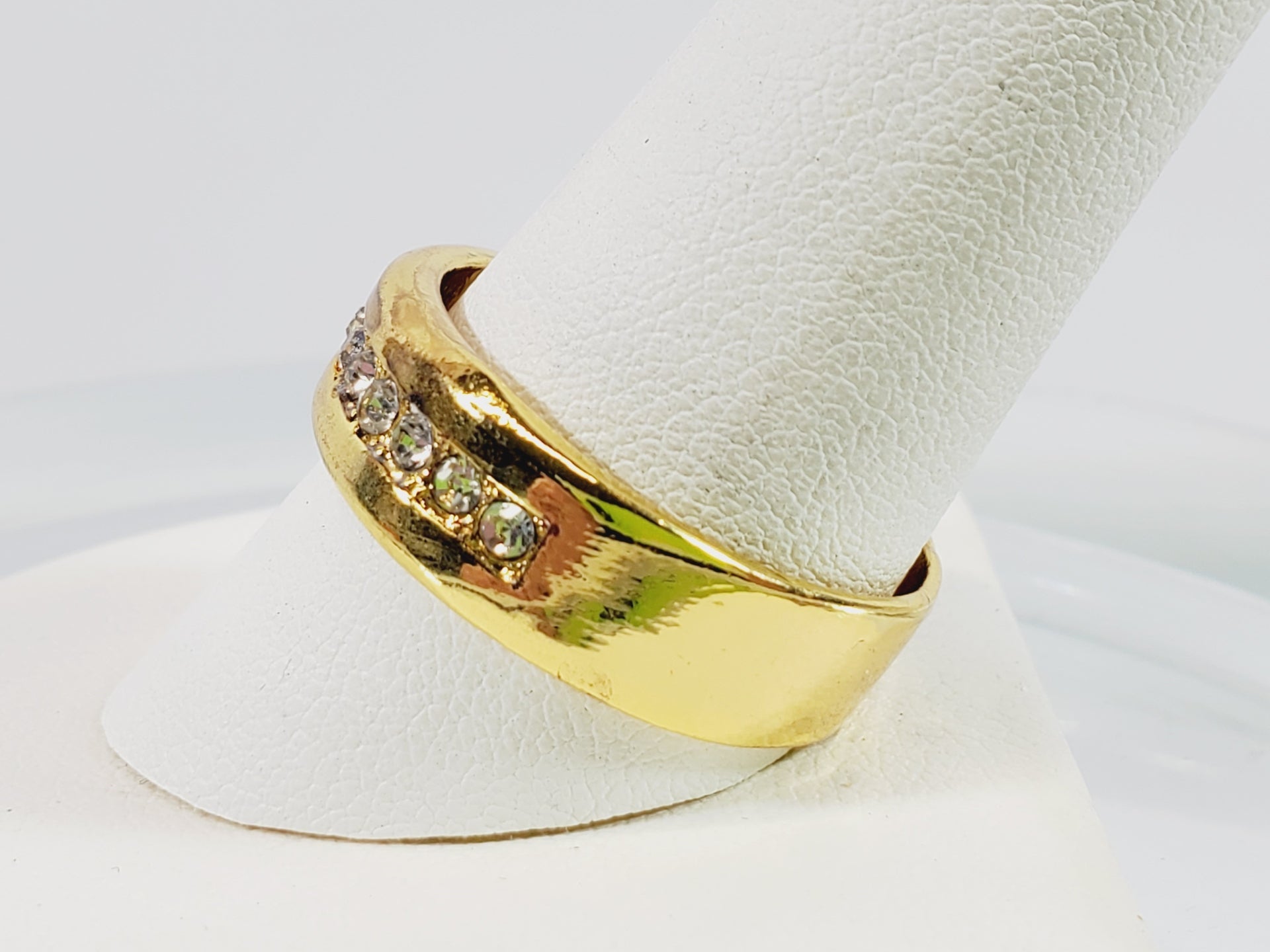 Crystal Ring Size 11 - Image 3