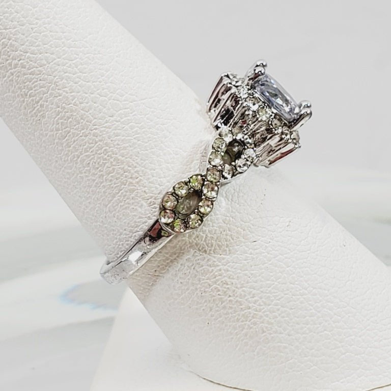 Crystal Ring Size 8 - Image 3