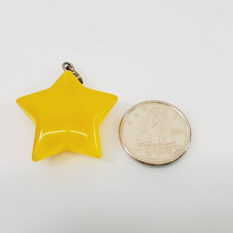 Yellow Star Vintage Pendant - Image 2