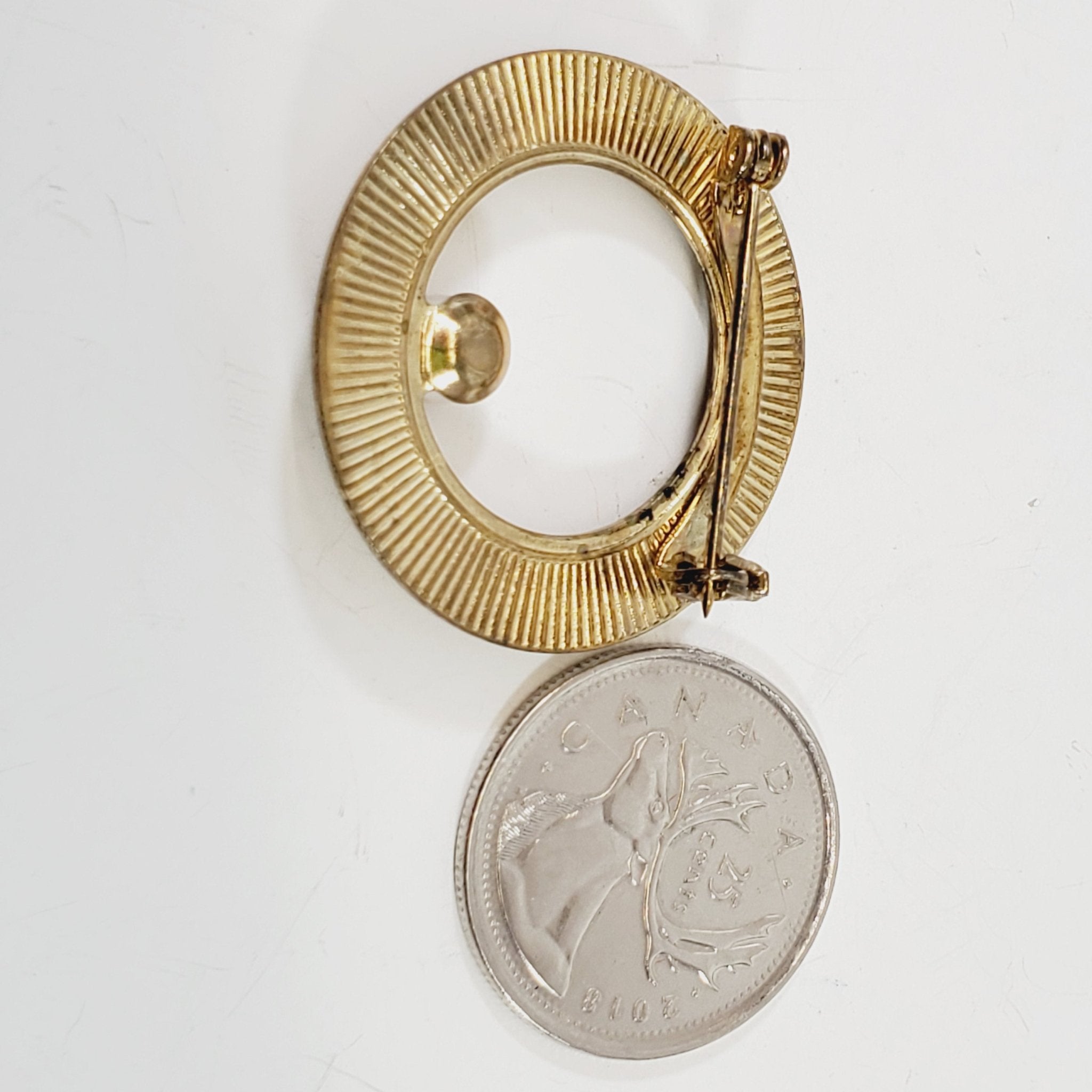 Vintage Faux Pearl Circular Brooch - Image 2