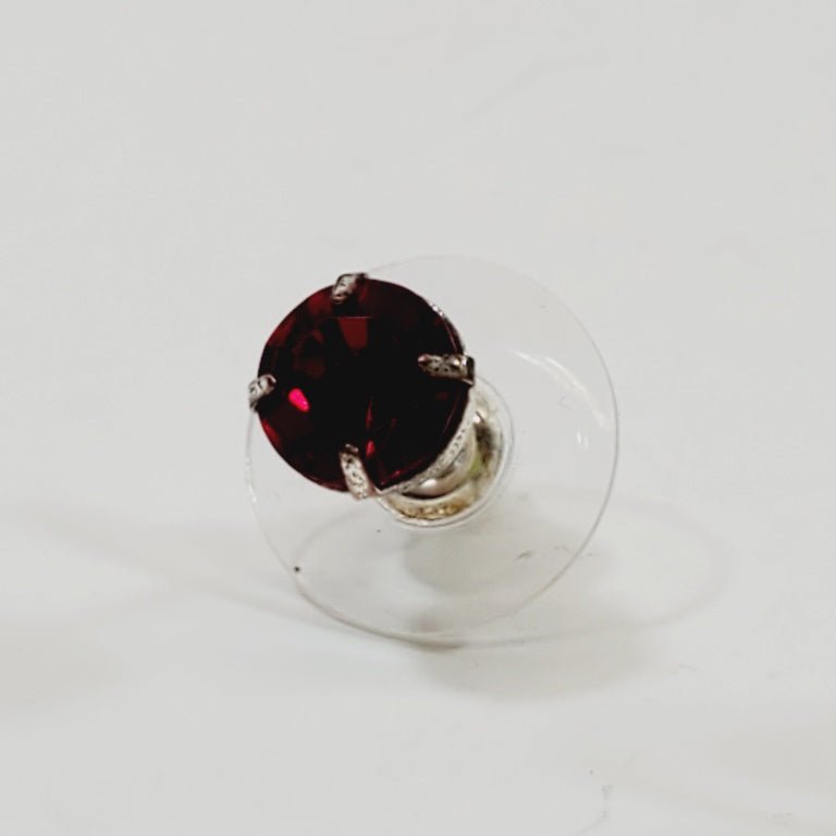 Gorgeous Red Crystal Stud Earrings - Image 2